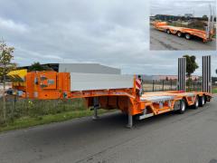 KT 19349 | 3-Achs Semi-Tieflader Leichtbau inklusive Radmulden, Baggerstielmulde, einteiligen hydr. Aluminiumrampen und Gummistreifen auf den Rampen (Eigengewicht ca 8.300 kg)